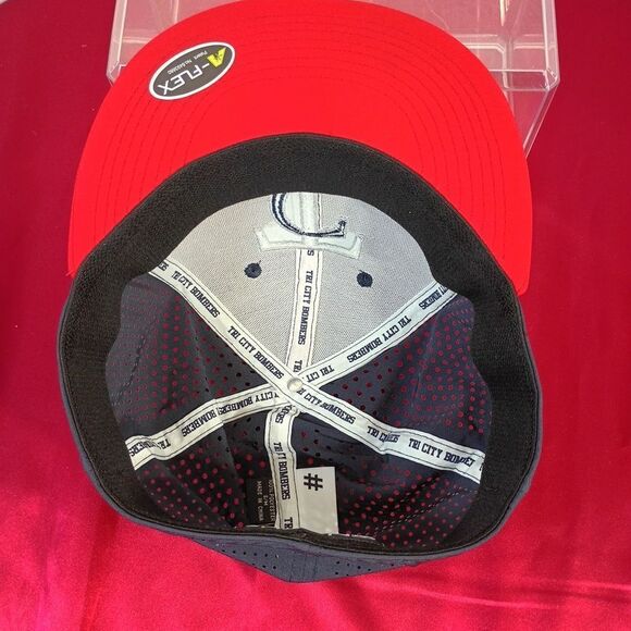 New Era Red and Black Cap - Picture 3 of 6